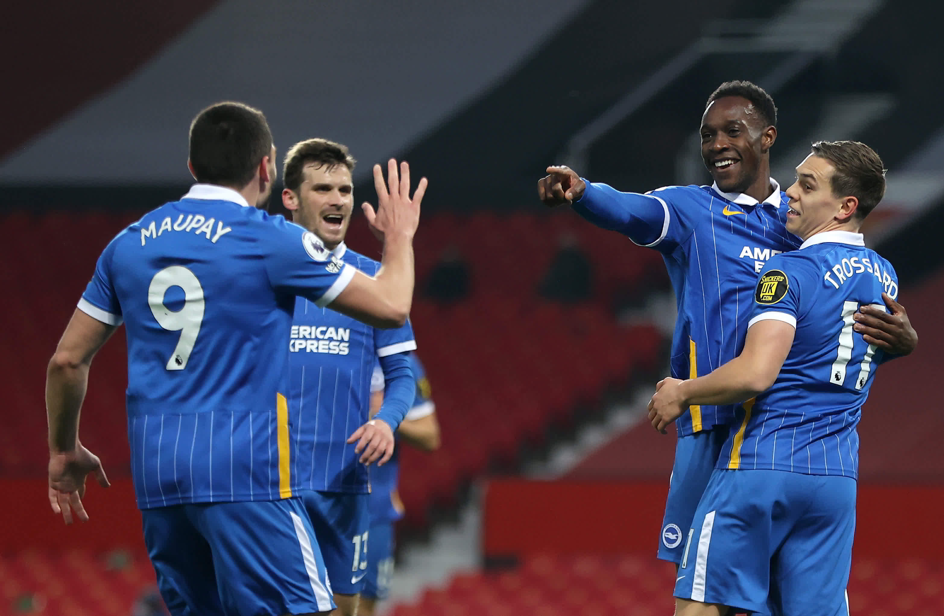 更让我们窥 更让我们窥